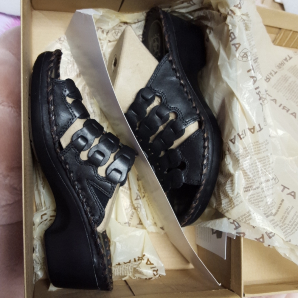 NIB womens Ariat black open toe shoes size 5.5 - Picture 8 of 10